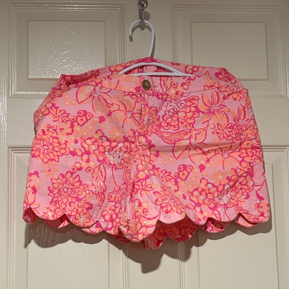 Lilly Pulitzer shorts like new